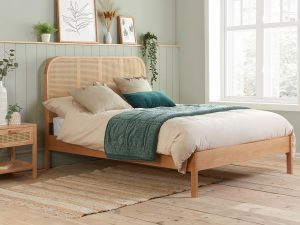 4ft6 Double Birlea Margot Ratten Bedstead in Oak