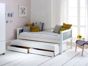 Kids Avenue Nordic Daybed 1 With Grey Gable Ends